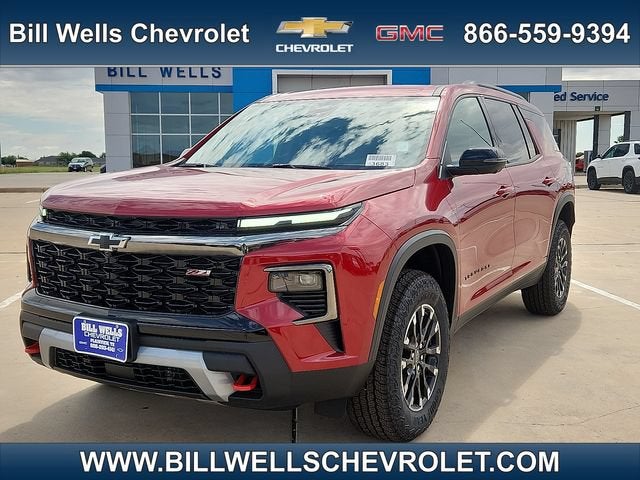 2026 Chevrolet Traverse Z71 in Radiant Red Tintcoat — front three-quarter view