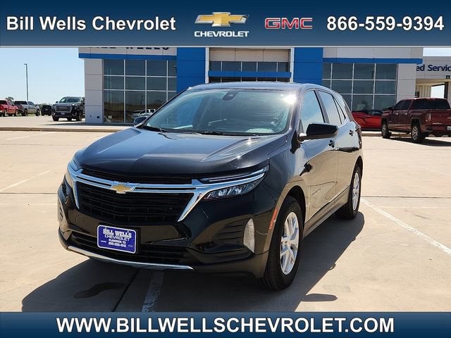 2024 Chevrolet Equinox LT in Mosaic Black Metallic — front three-quarter view